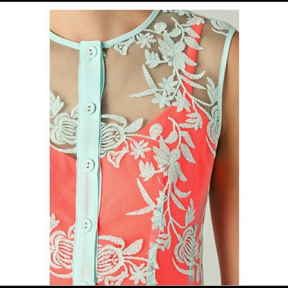 💕Anthropologie💕 - Picture 4 of 10